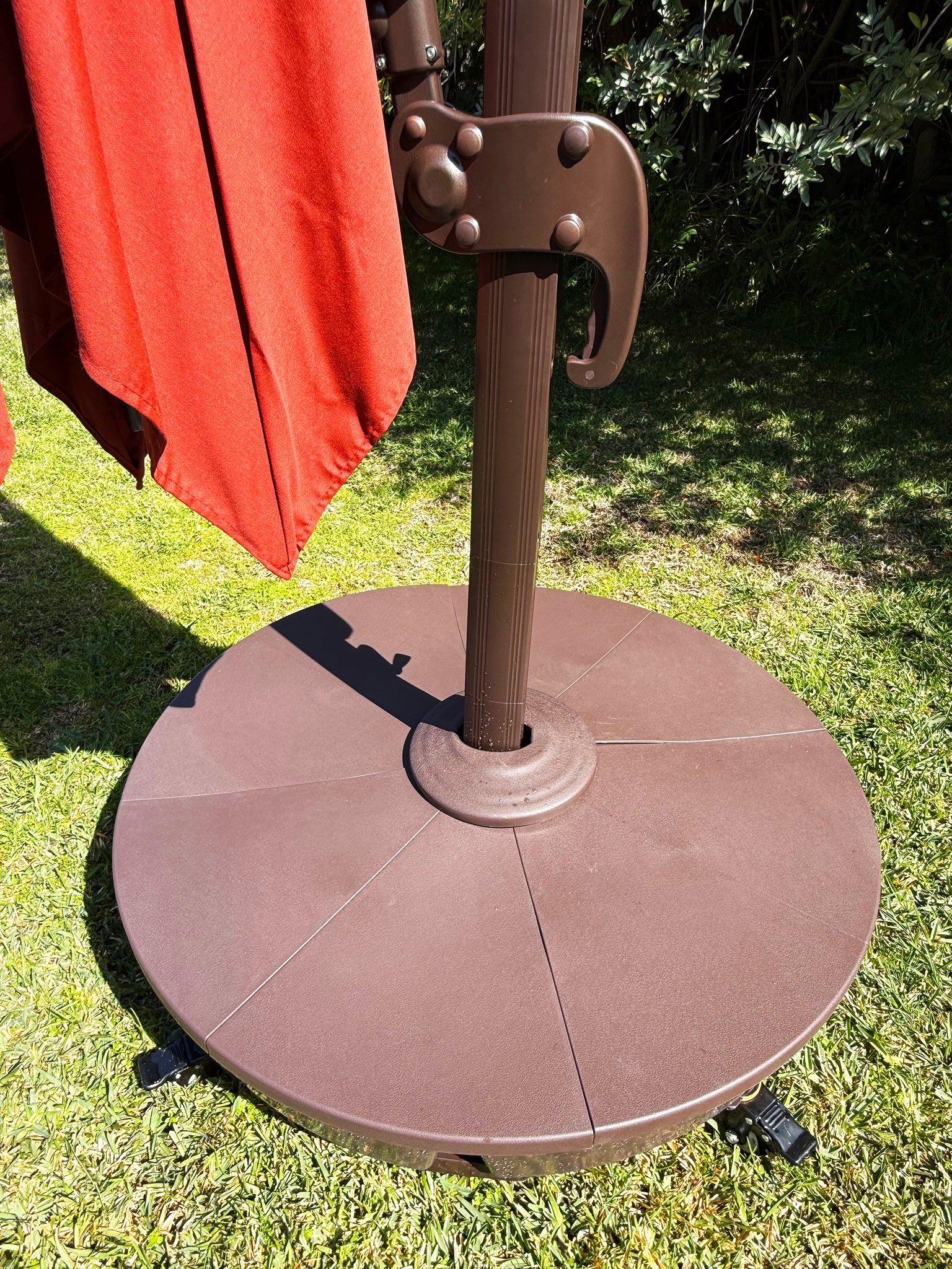freestanding offset umbrellas for patio Cantilever Offset Patio Umbrella Base Stand Outdoor Patio Umbrella Sta – Sunrise Umbrella